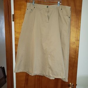 NWOT Roman's long Țan Western Skirt 20W
